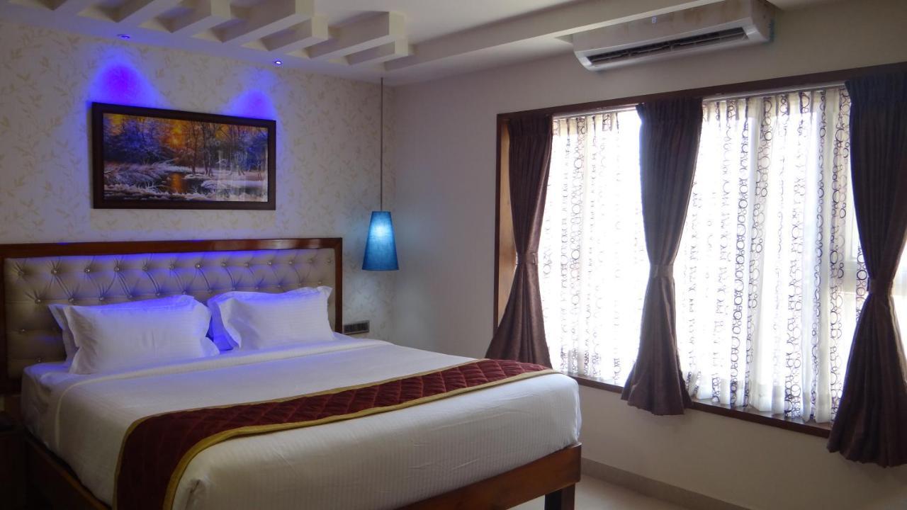 Arna Hotel Devanahalli Exterior foto